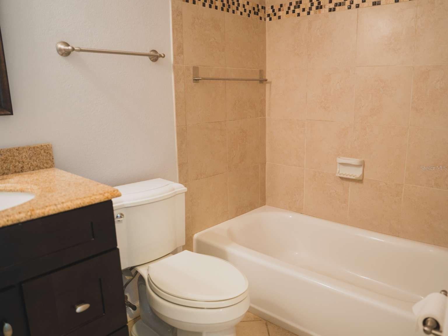 Image 13 of 20 For 3888 El Camino Court