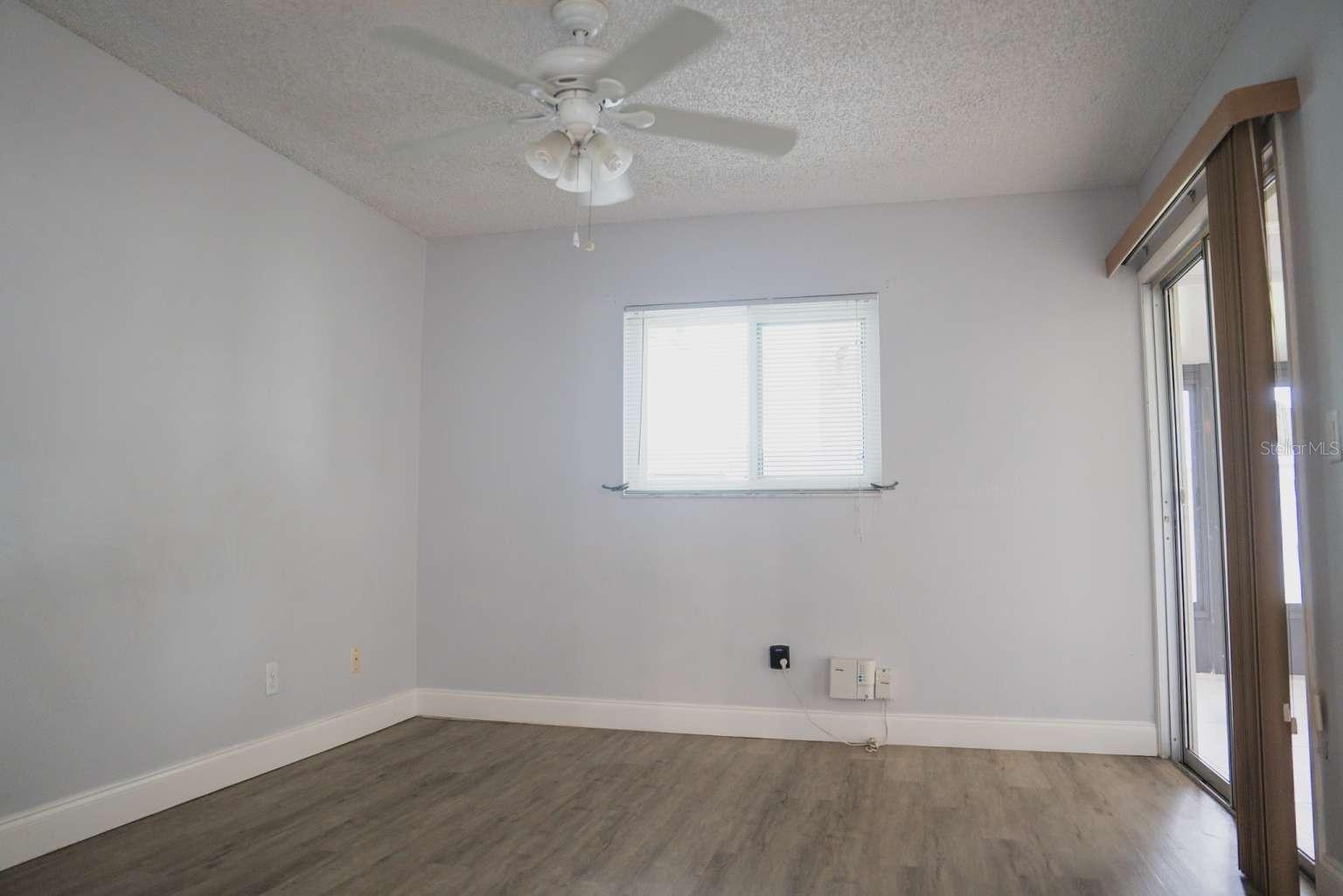 Image 8 of 20 For 3888 El Camino Court