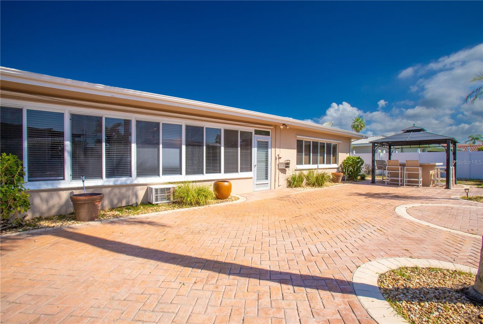 Image 45 of 57 For 14872 Crown Drive