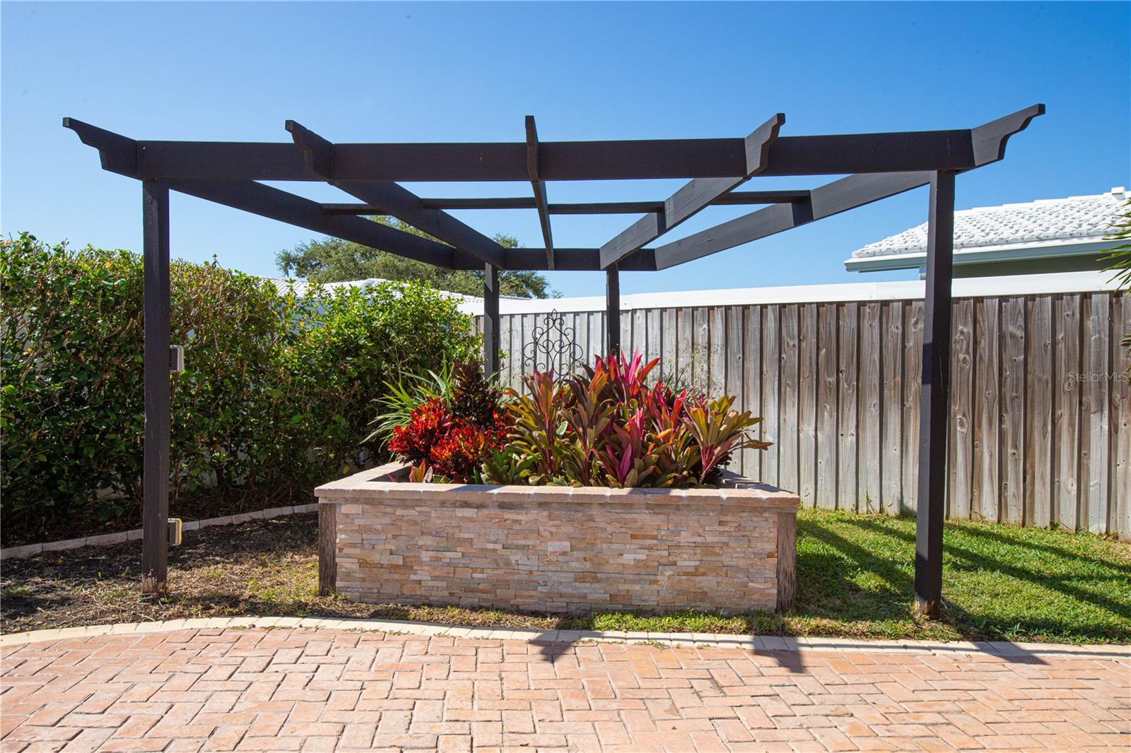 Image 47 of 57 For 14872 Crown Drive