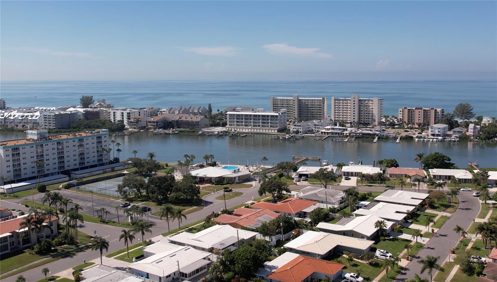 Image 49 of 57 For 14872 Crown Drive