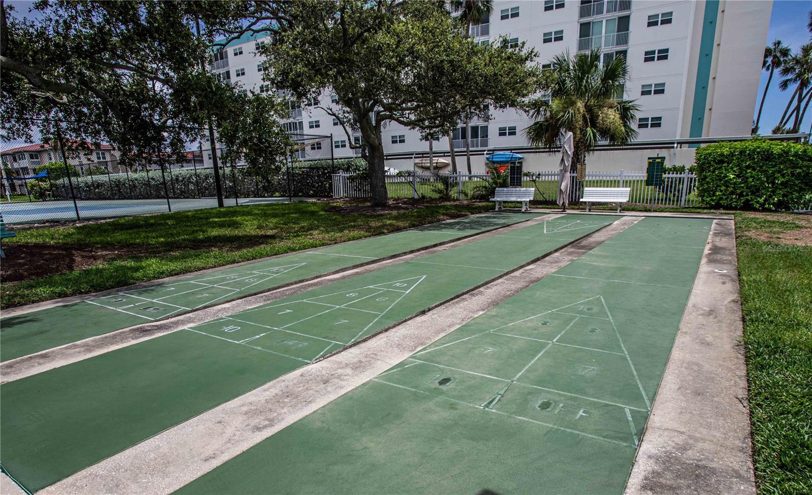 Image 55 of 57 For 14872 Crown Drive