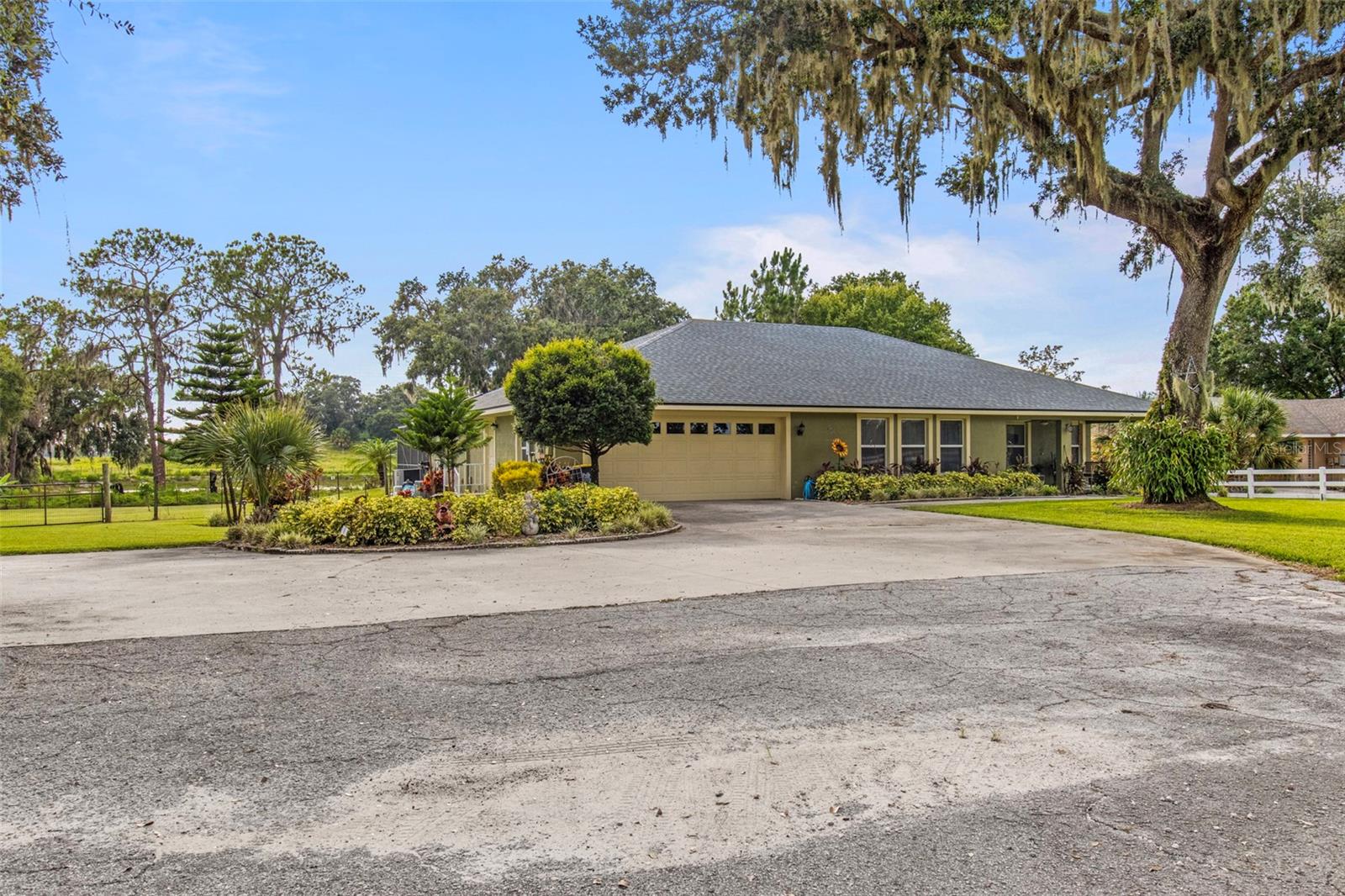Details for 70 Arthur Lane, WINTER HAVEN, FL 33880