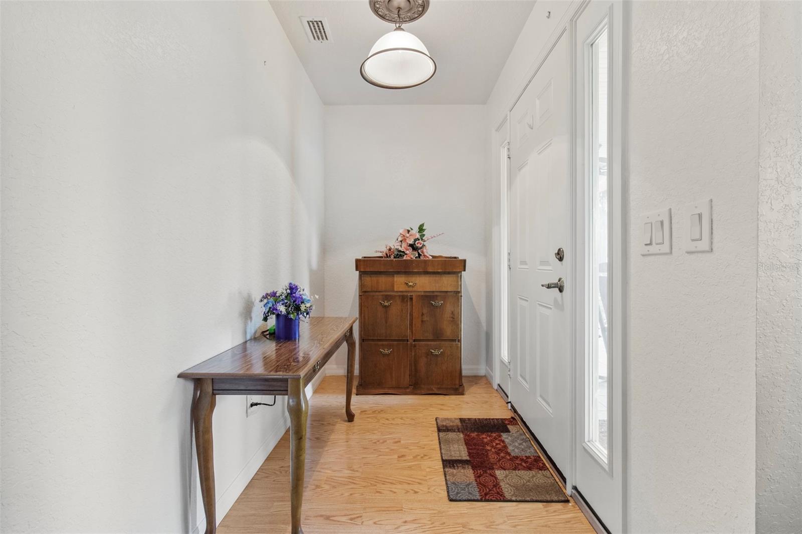 Image 6 of 38 For 70 Arthur Lane
