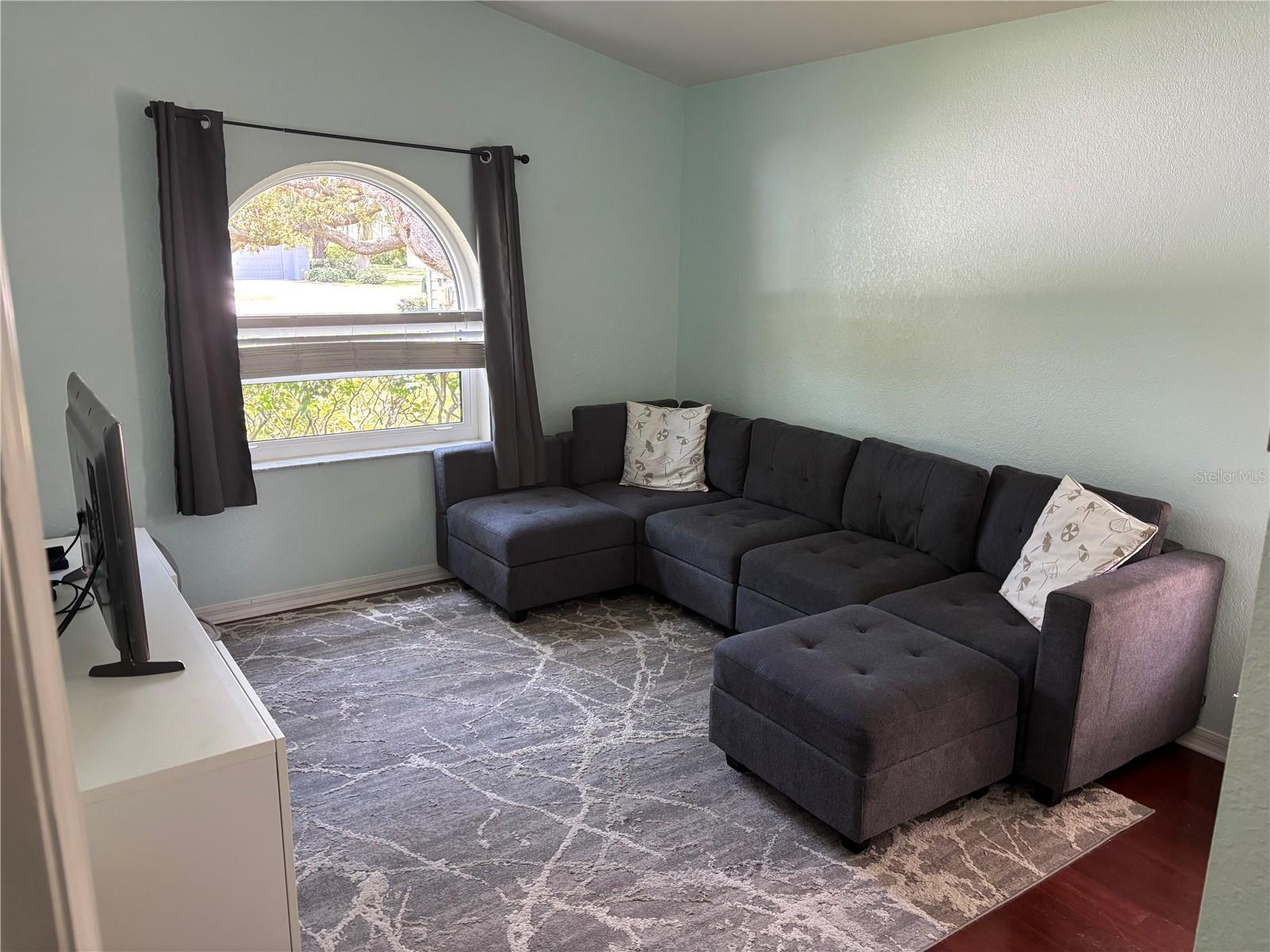 Image 11 of 44 For 1014 Bramblewood Court