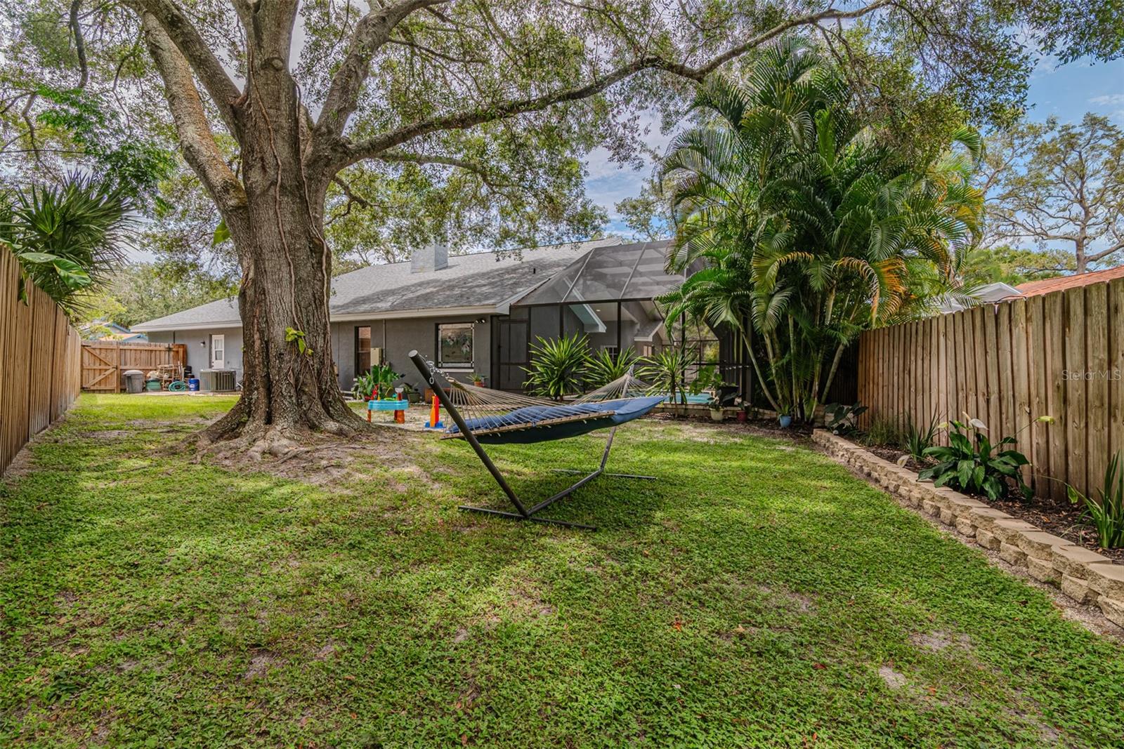 Image 32 of 44 For 1014 Bramblewood Court