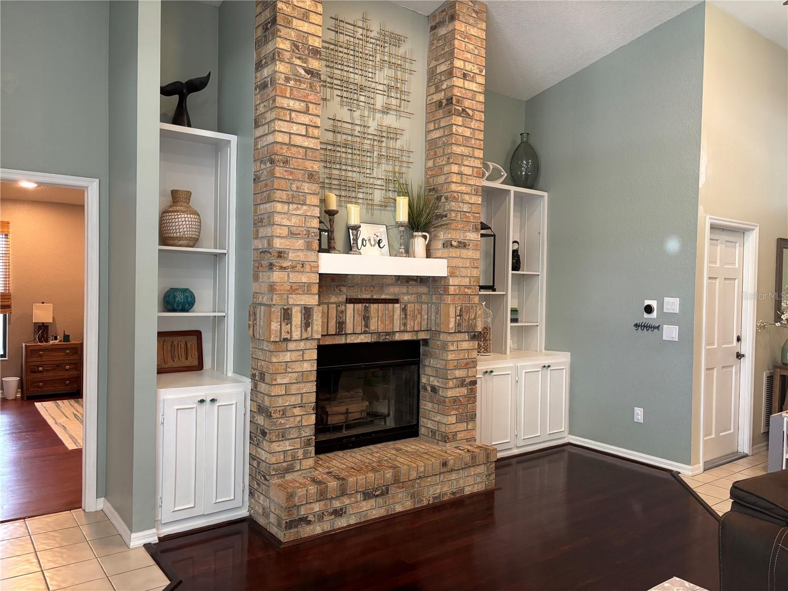 Image 4 of 44 For 1014 Bramblewood Court