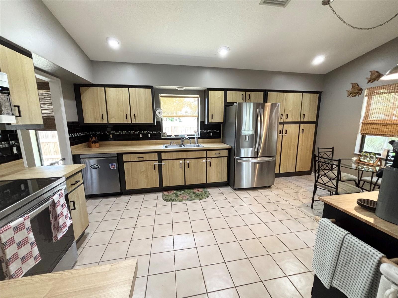 Image 6 of 44 For 1014 Bramblewood Court