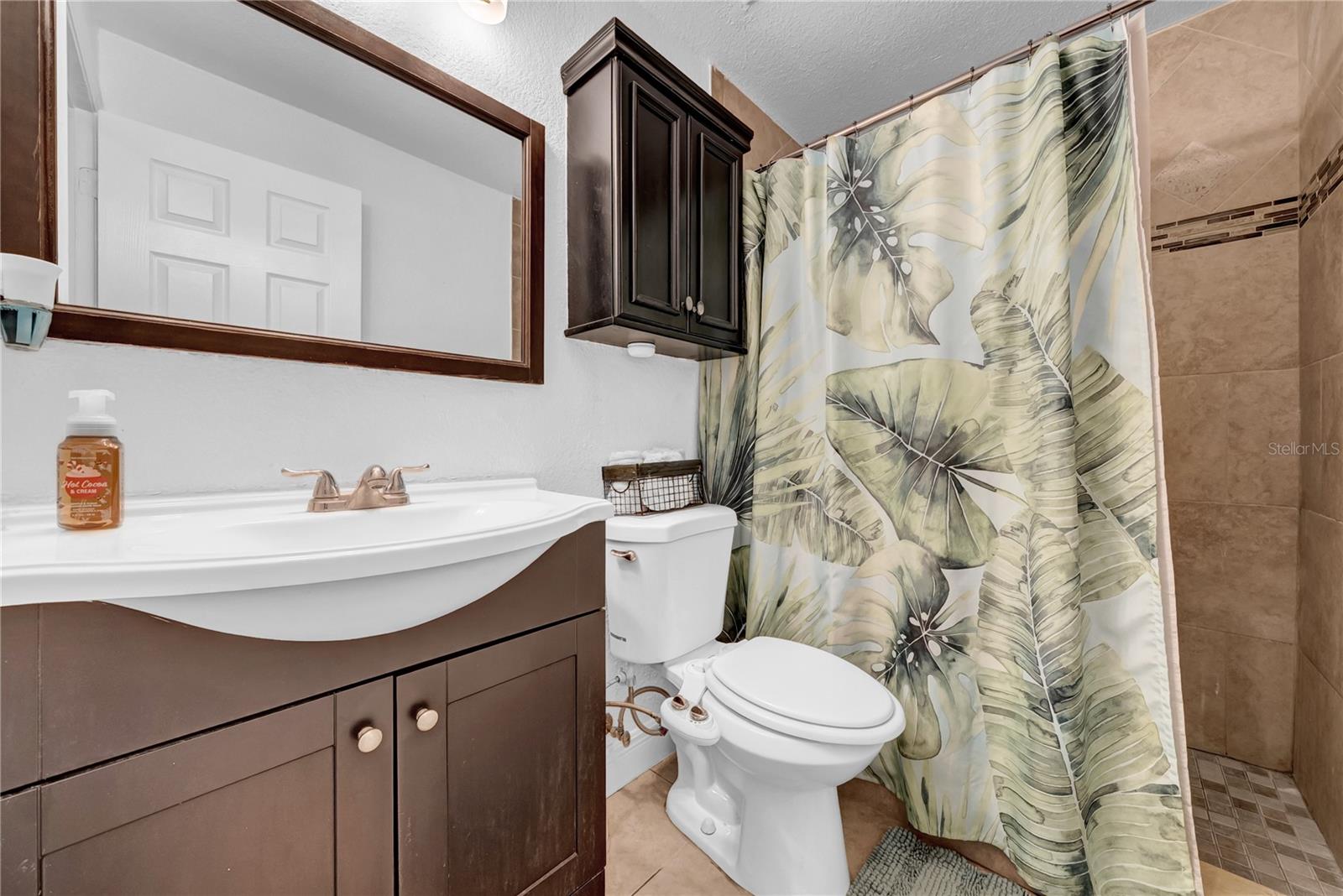 Listing photo id 27 for 12402 84th Way