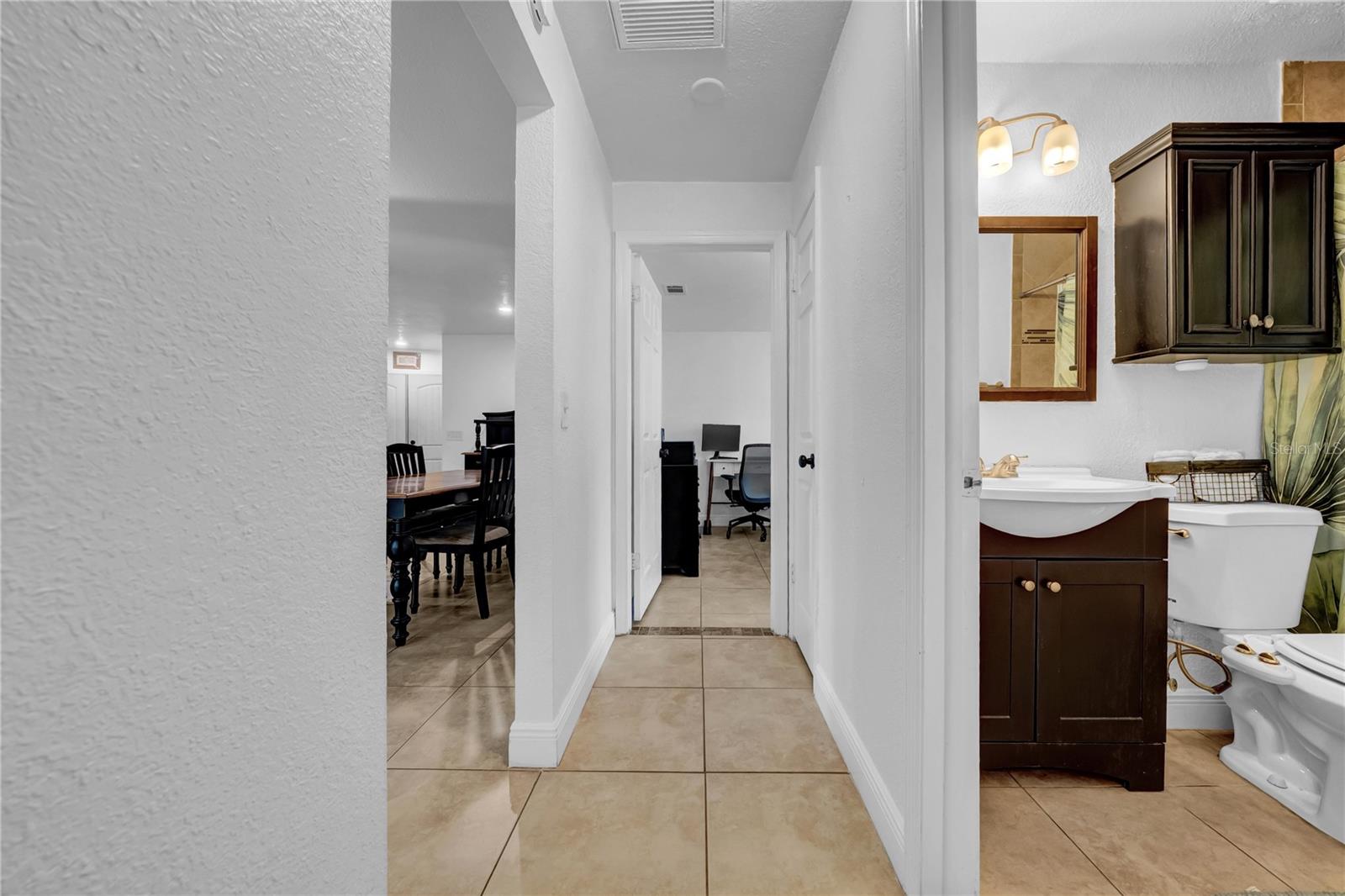 Listing photo id 33 for 12402 84th Way