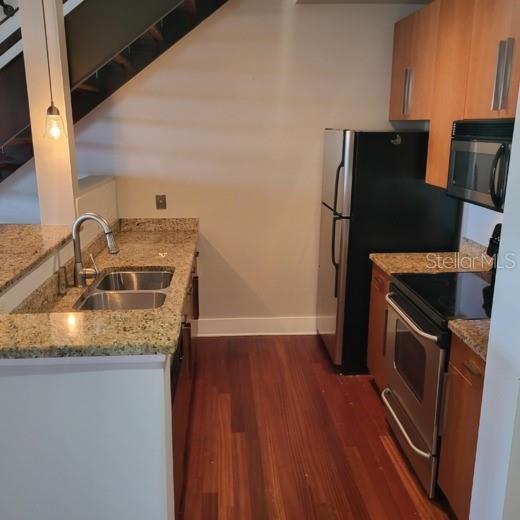 Image 10 of 25 For 1501 Doyle Carlton Drive 404