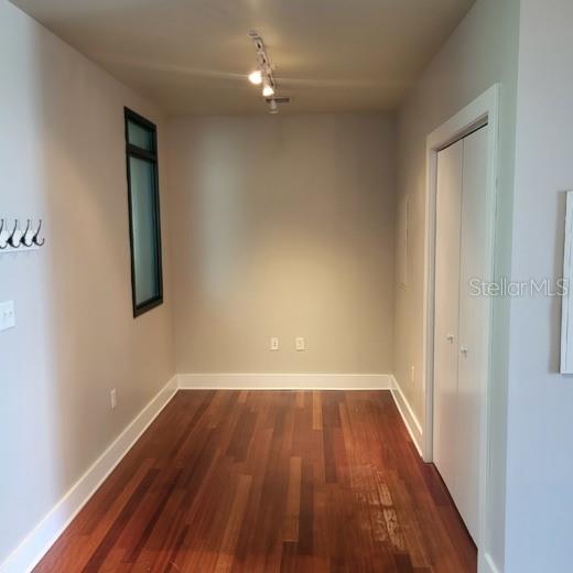 Image 7 of 25 For 1501 Doyle Carlton Drive 404