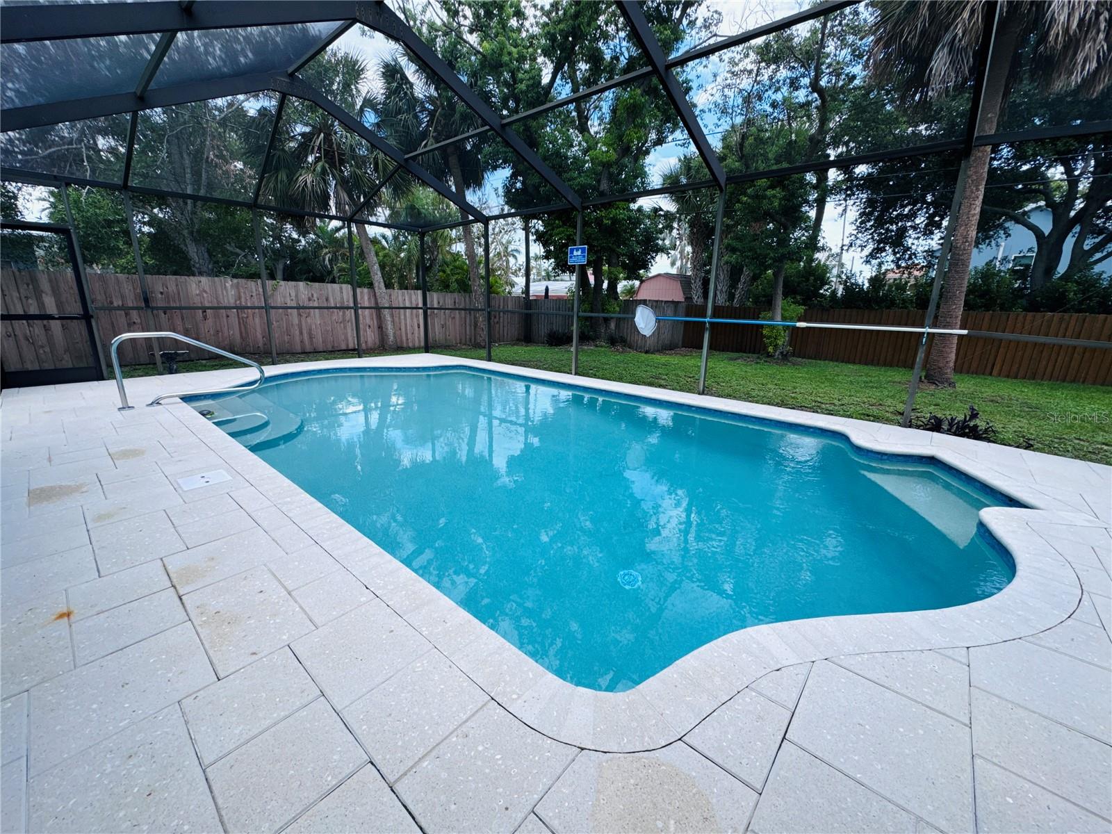 Image 16 of 19 For 1762 Bayshore Boulevard