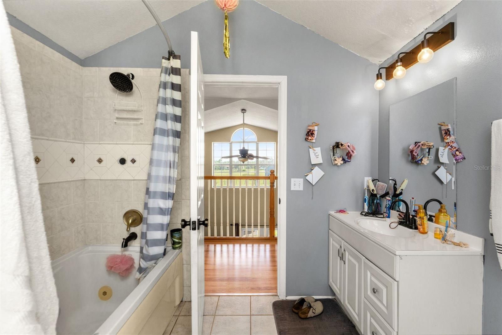 Image 19 of 45 For 28297 Wild Rose Lane