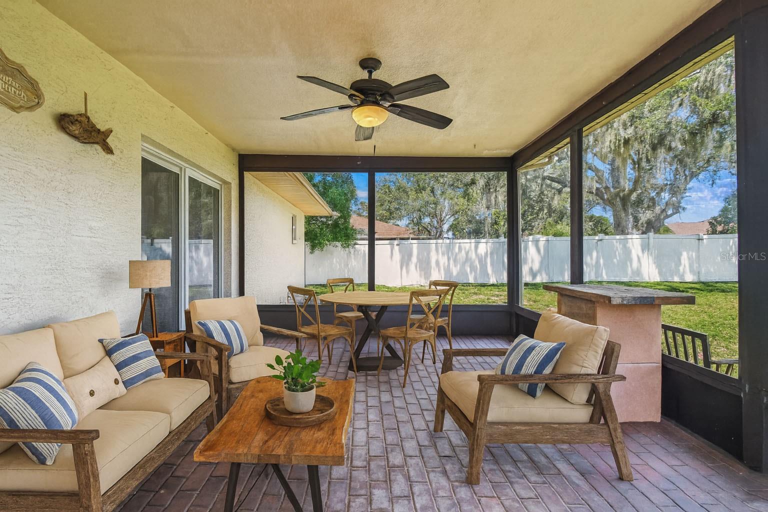 Image 35 of 43 For 11544 Linden Drive