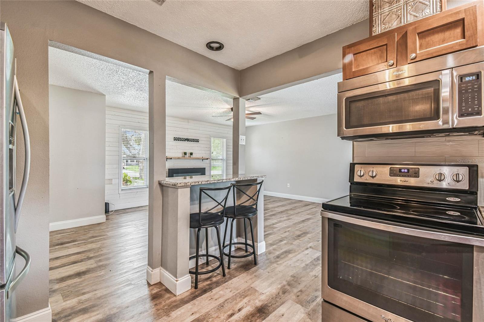 Image 9 of 43 For 11544 Linden Drive