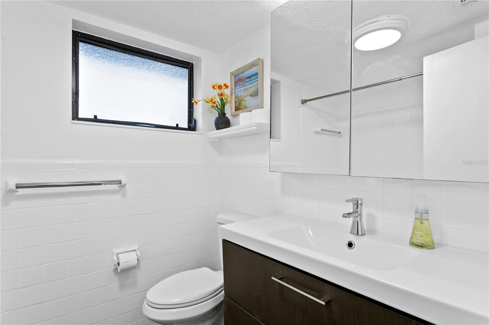 Image 39 of 53 For 2407 Lois Avenue