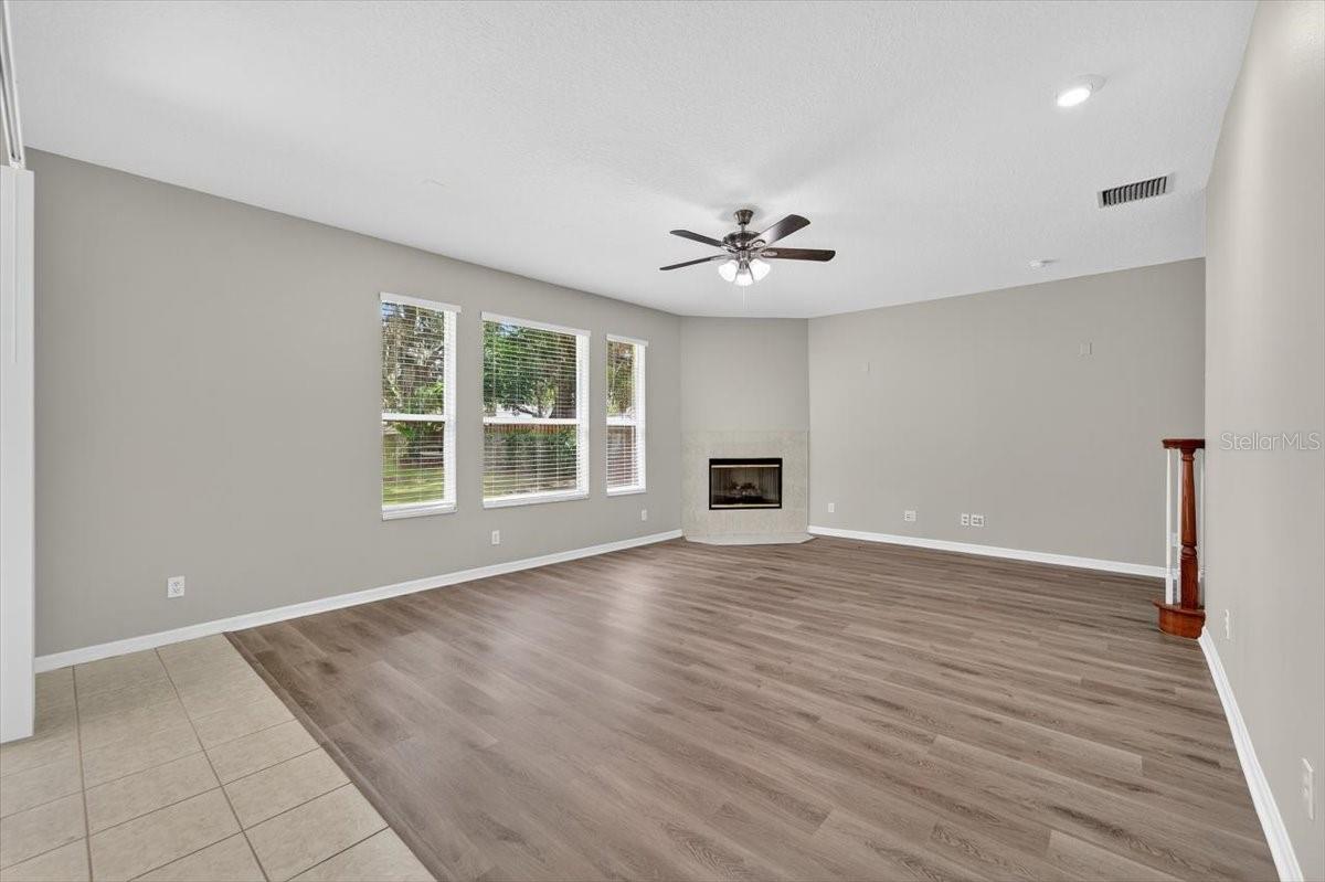 Image 10 of 33 For 306 Red Elm Place