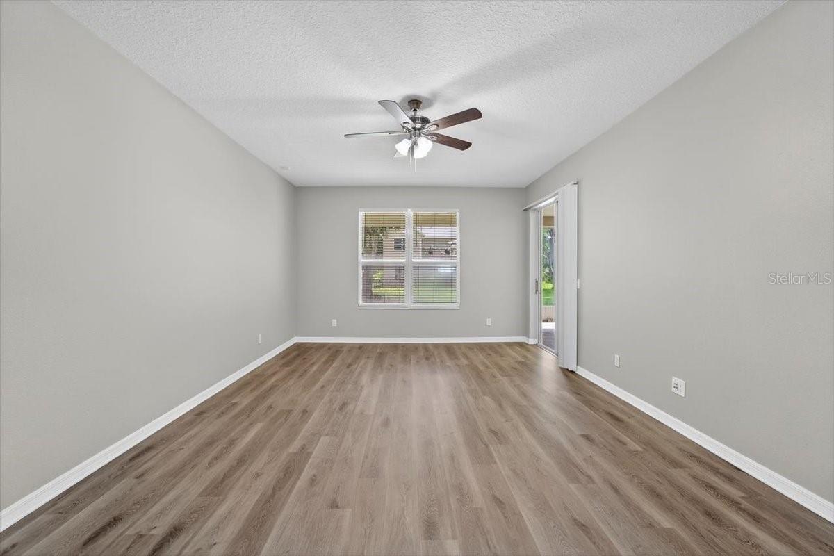 Image 13 of 33 For 306 Red Elm Place