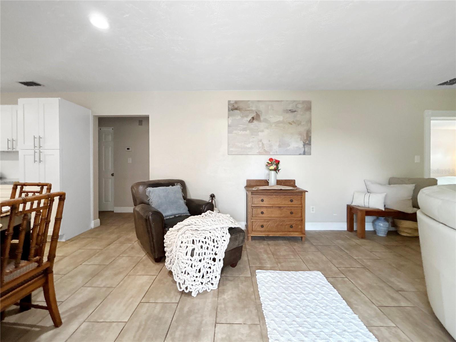 Image 10 of 50 For 8785 Wildwood Lane