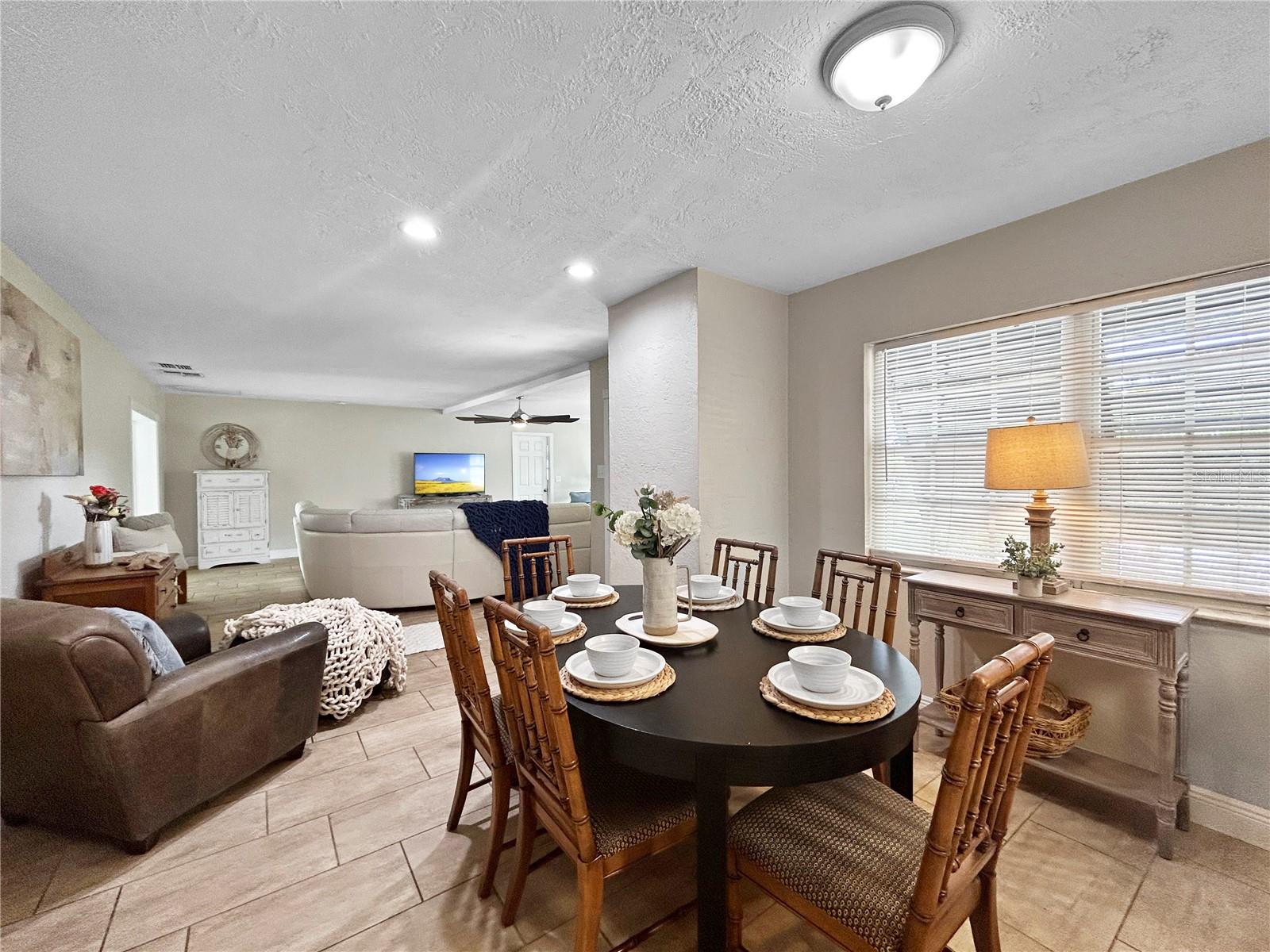 Image 12 of 50 For 8785 Wildwood Lane