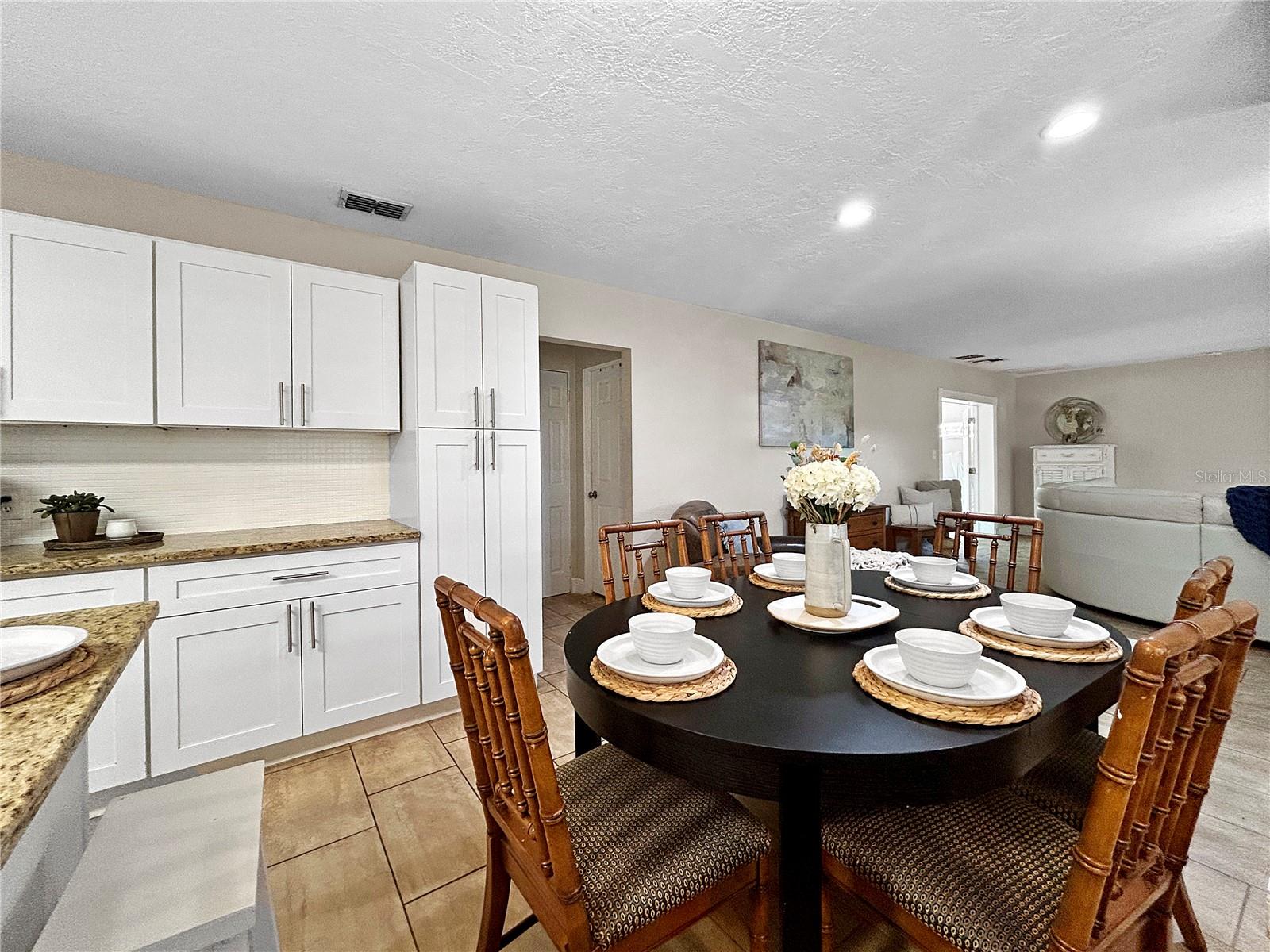 Image 18 of 50 For 8785 Wildwood Lane