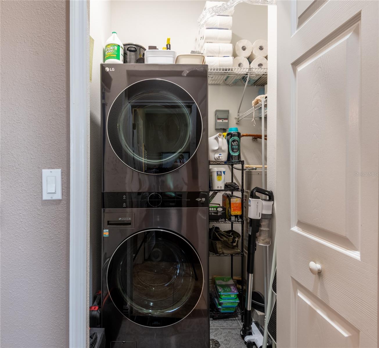 Image 17 of 25 For 21032 Picasso Court K201