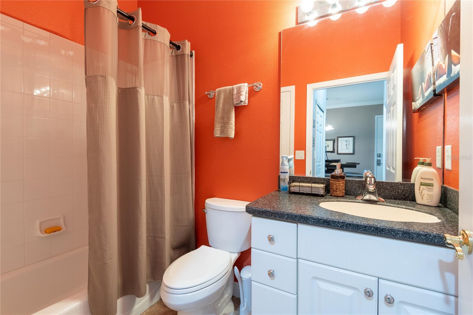 Image 25 of 25 For 21032 Picasso Court K201