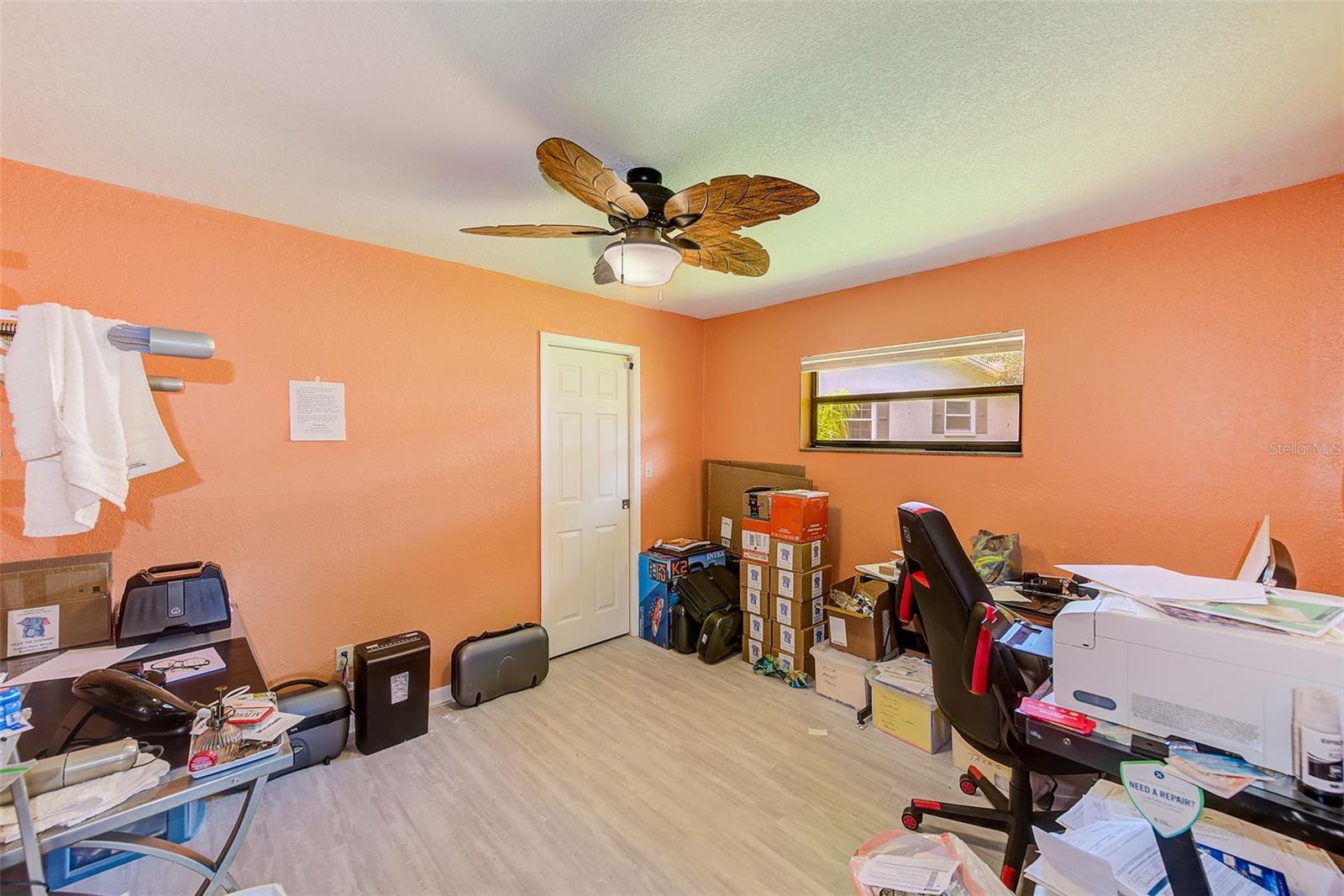 Listing photo id 21 for 3104 Hillside Lane