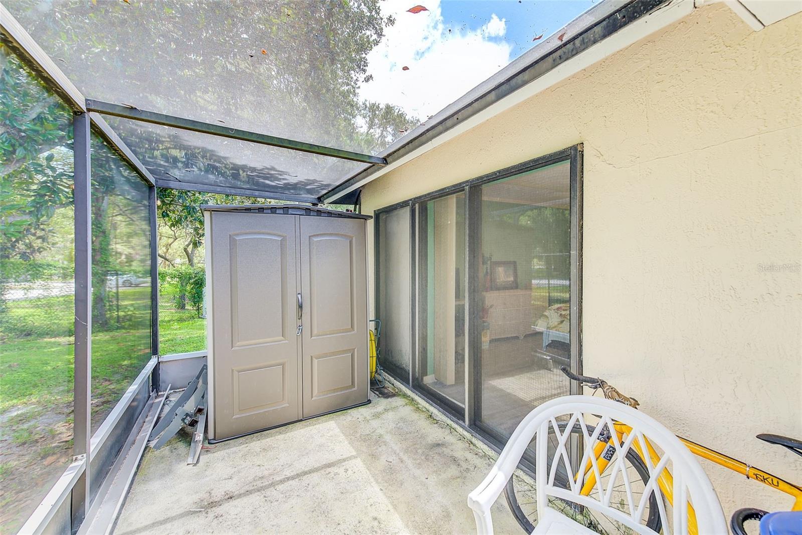 Listing photo id 31 for 3104 Hillside Lane