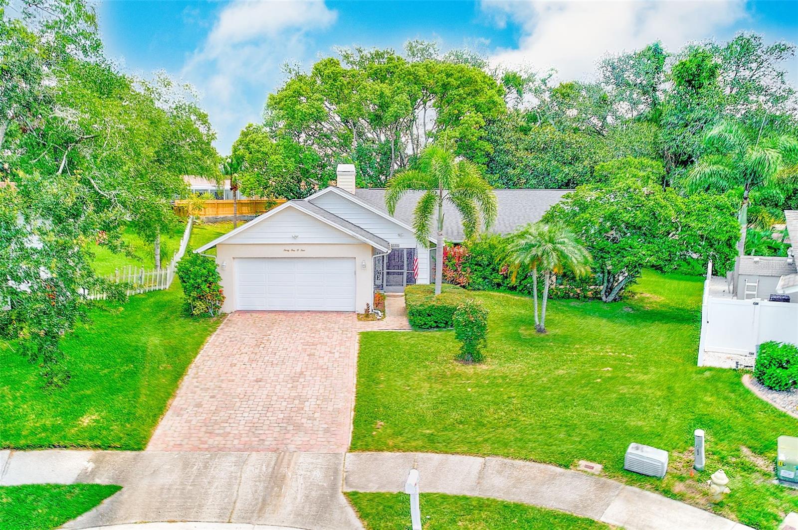 Listing photo id 43 for 3104 Hillside Lane