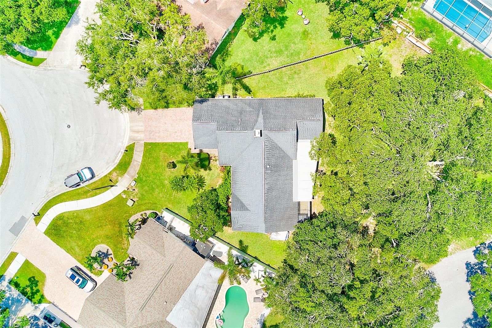 Listing photo id 48 for 3104 Hillside Lane