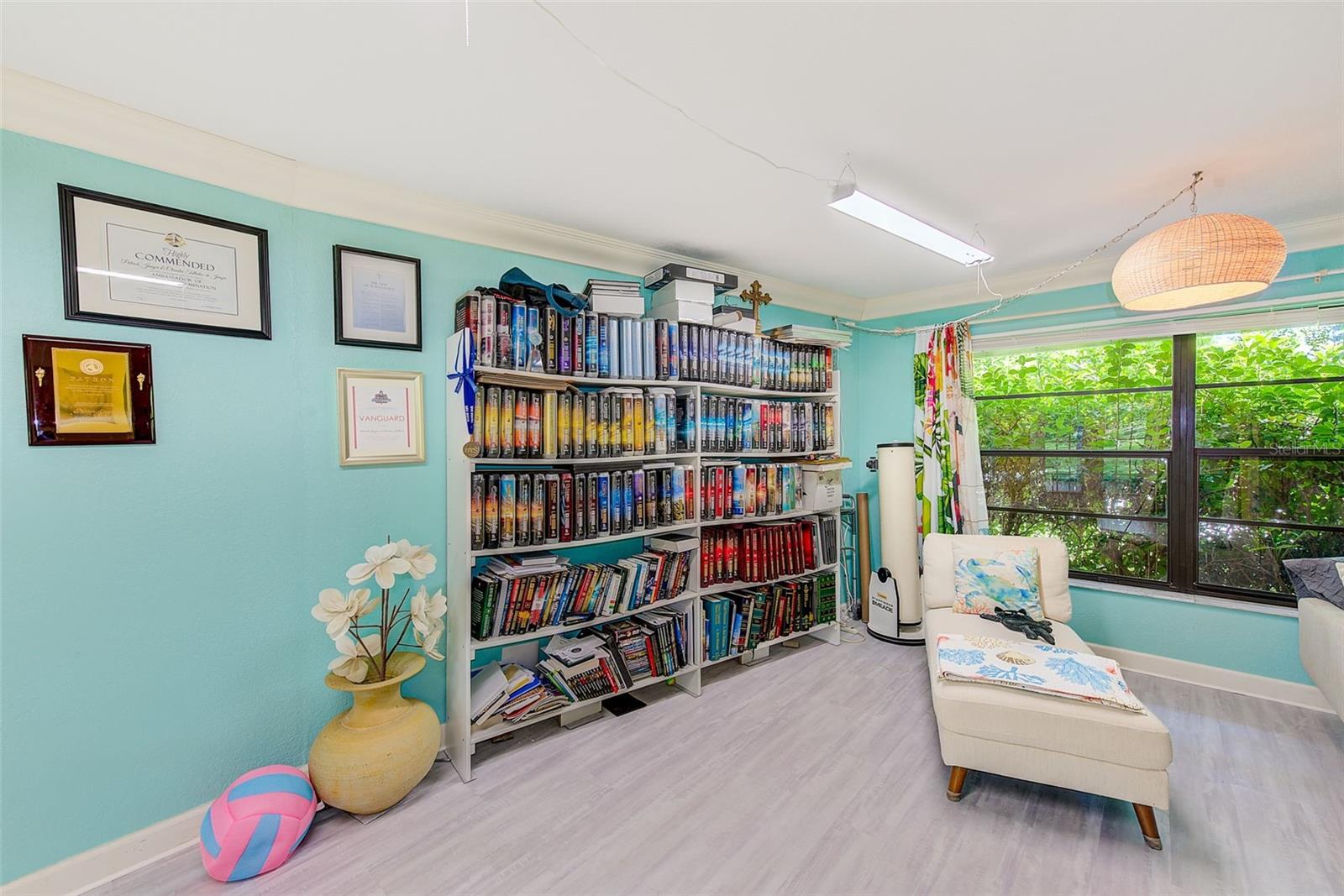 Listing photo id 7 for 3104 Hillside Lane