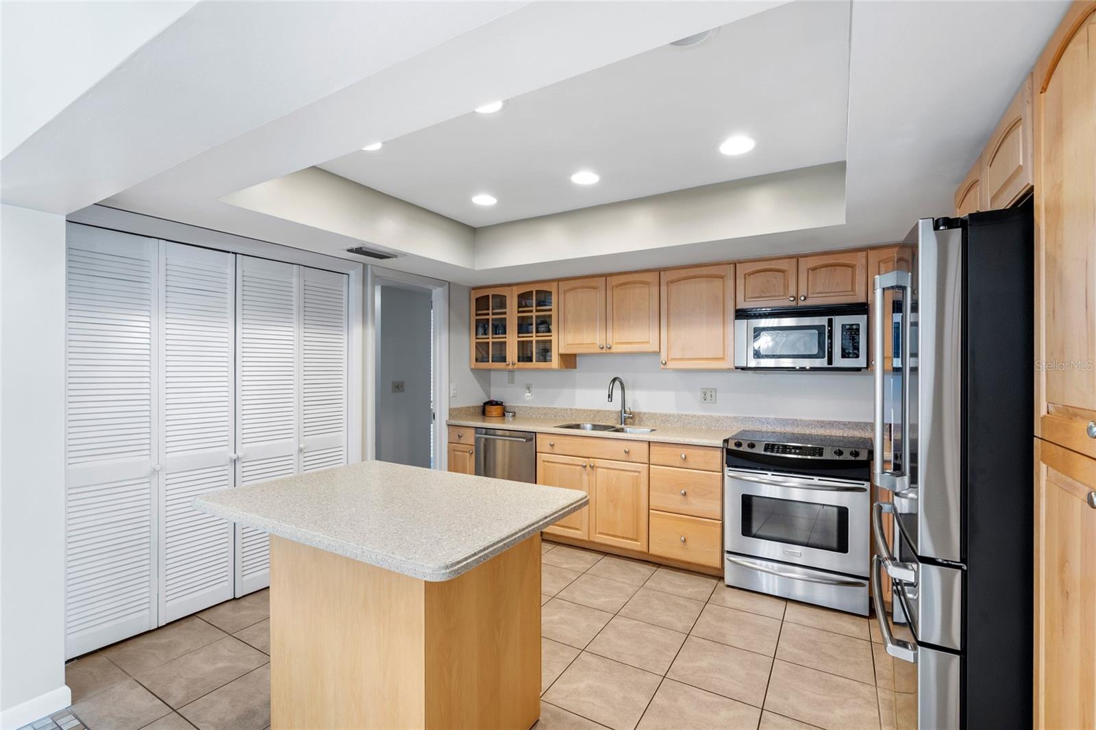 Image 13 of 41 For 4156 Northmeadow Circle