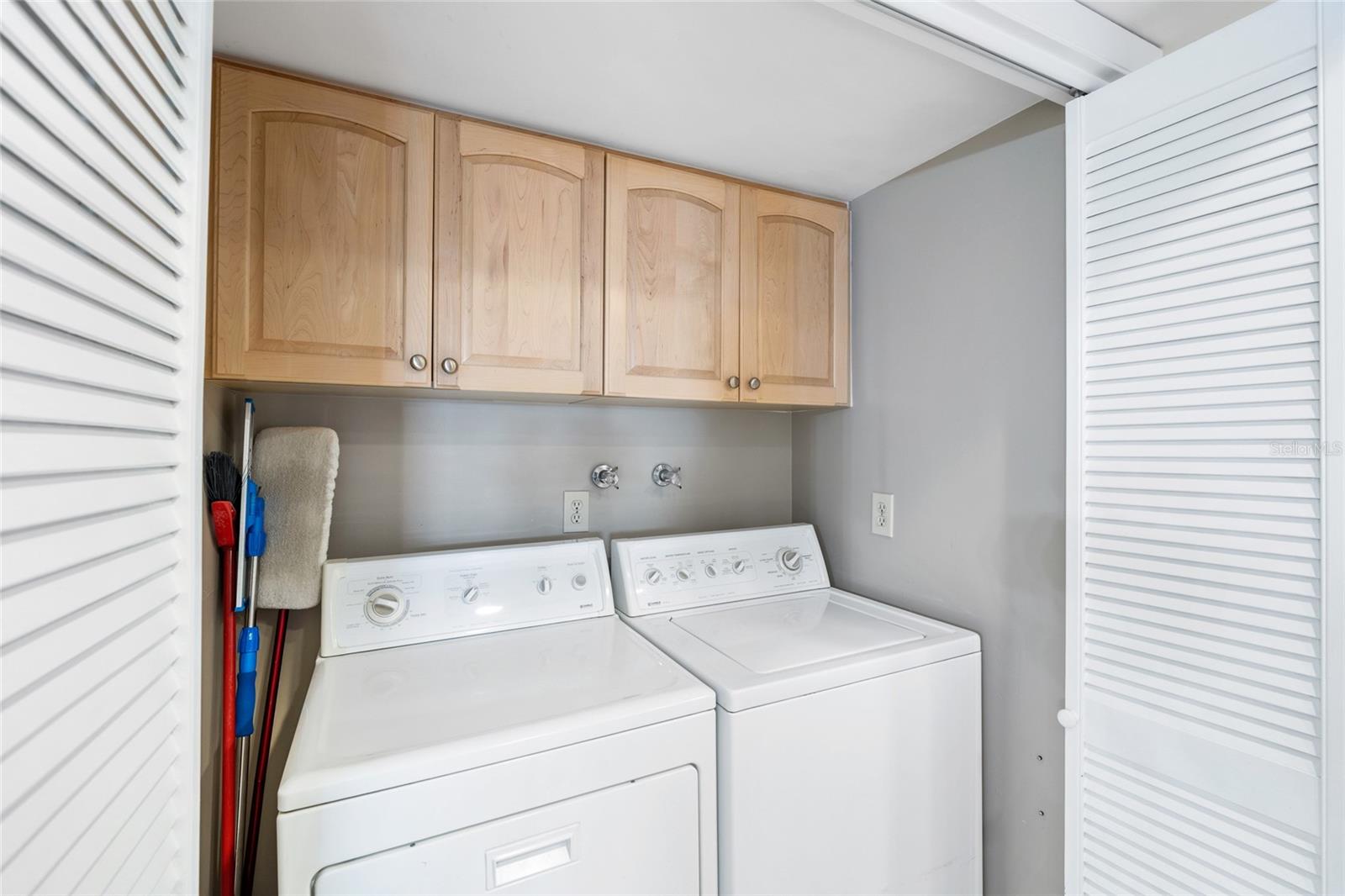 Image 15 of 41 For 4156 Northmeadow Circle