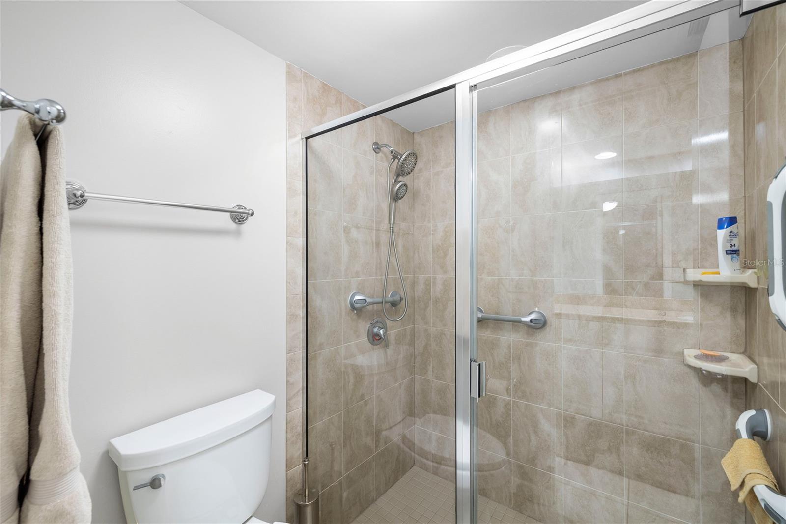 Image 21 of 41 For 4156 Northmeadow Circle
