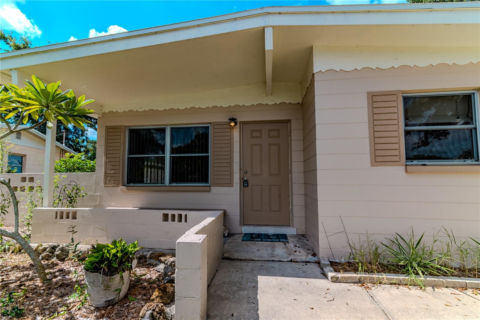 Image 2 of 28 For 6242 56th Avenue N