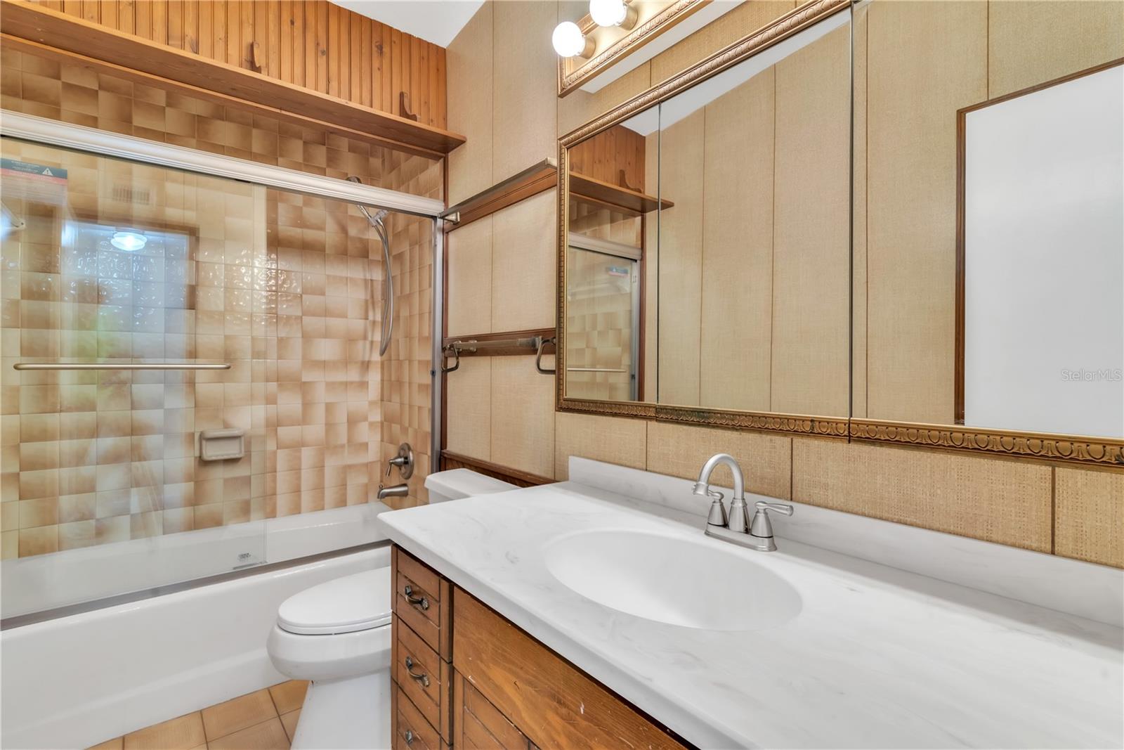 Image 20 of 28 For 6242 56th Avenue N