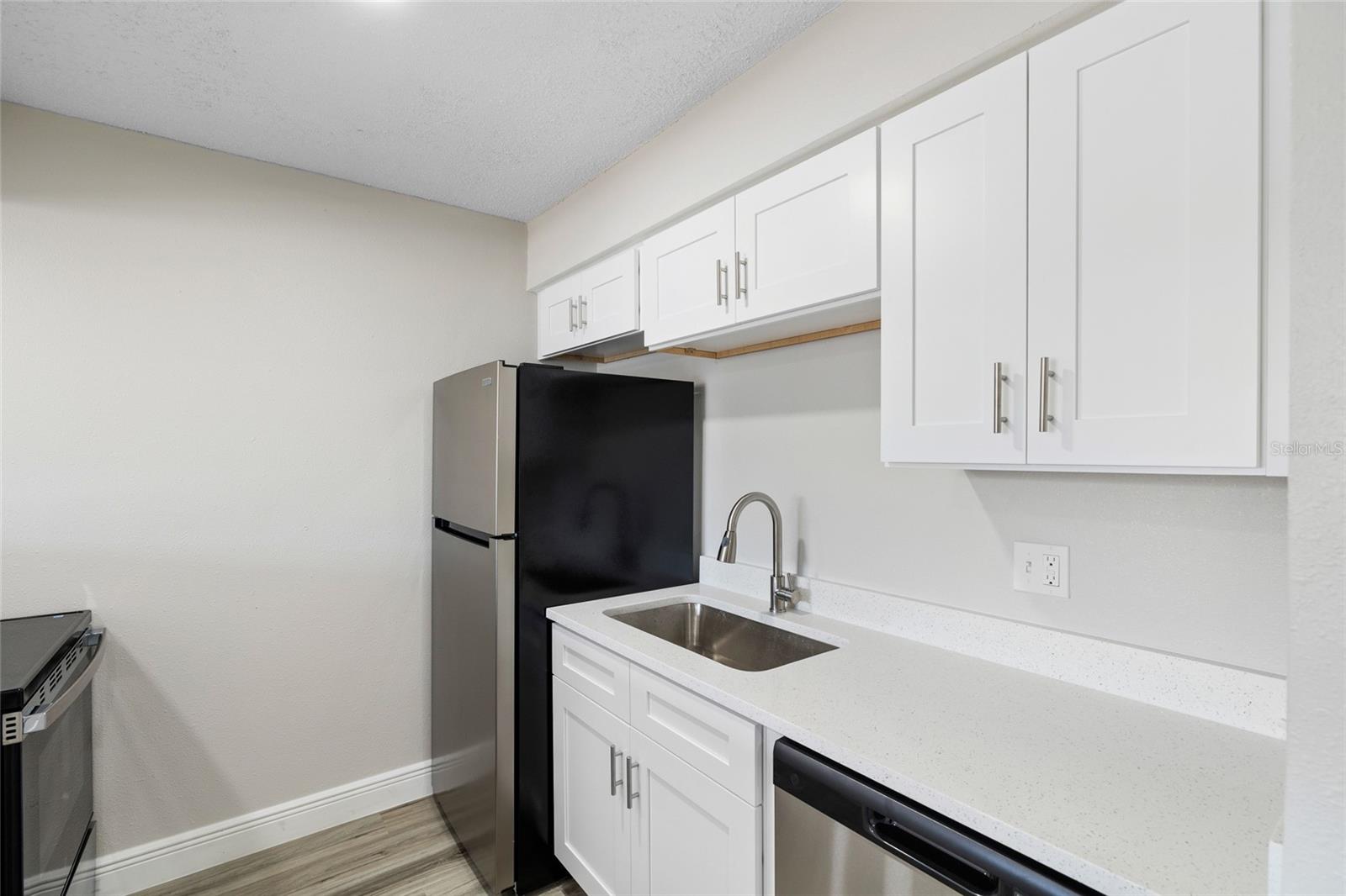 Image 13 of 30 For 9213 Tudor Drive B104