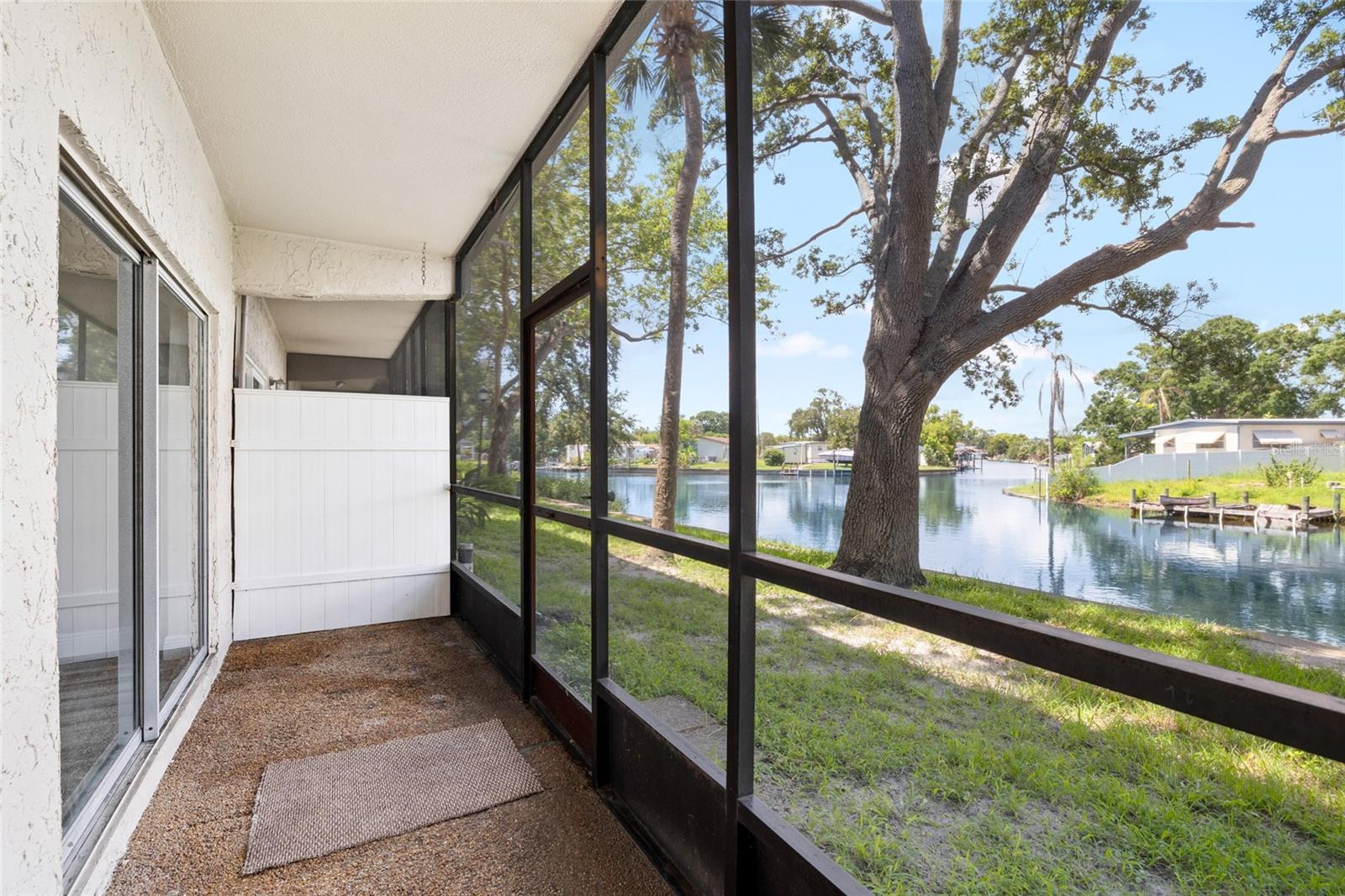 Image 21 of 30 For 9213 Tudor Drive B104