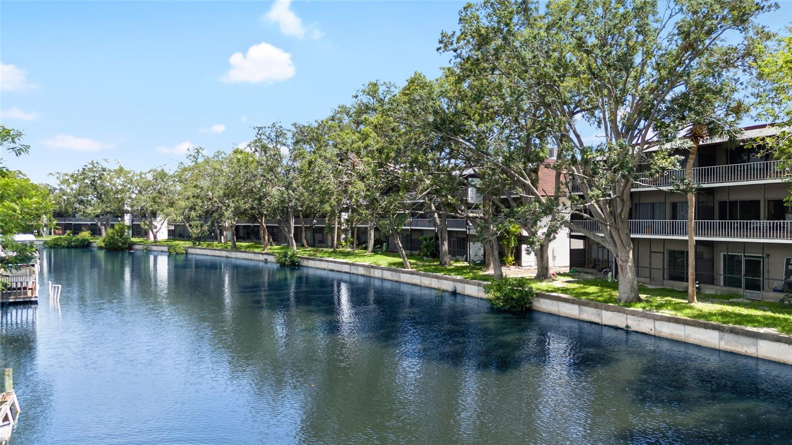 Image 25 of 30 For 9213 Tudor Drive B104