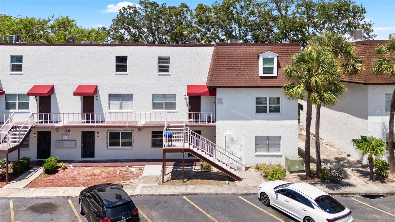 Image 3 of 30 For 9213 Tudor Drive B104
