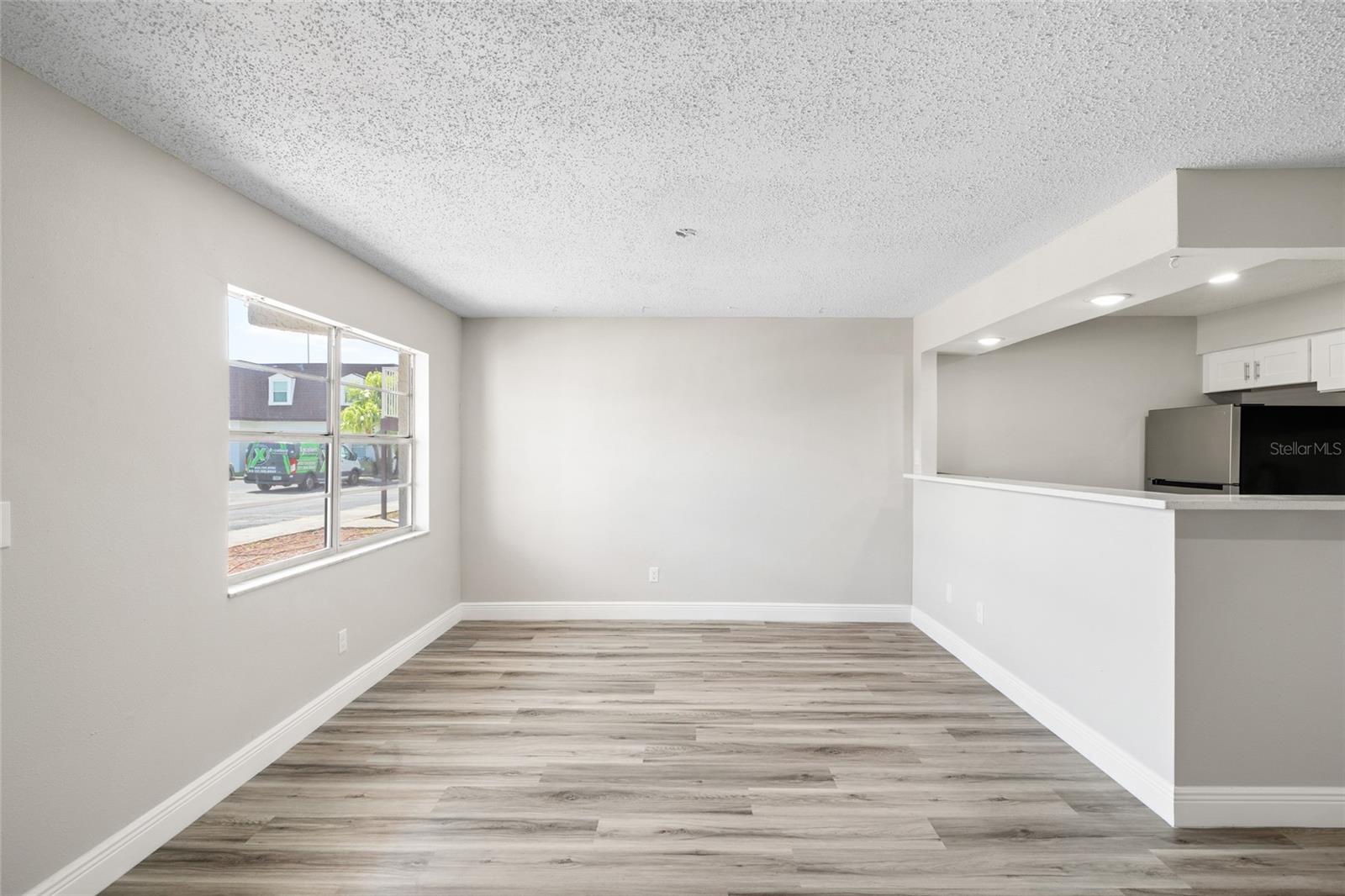 Image 6 of 30 For 9213 Tudor Drive B104