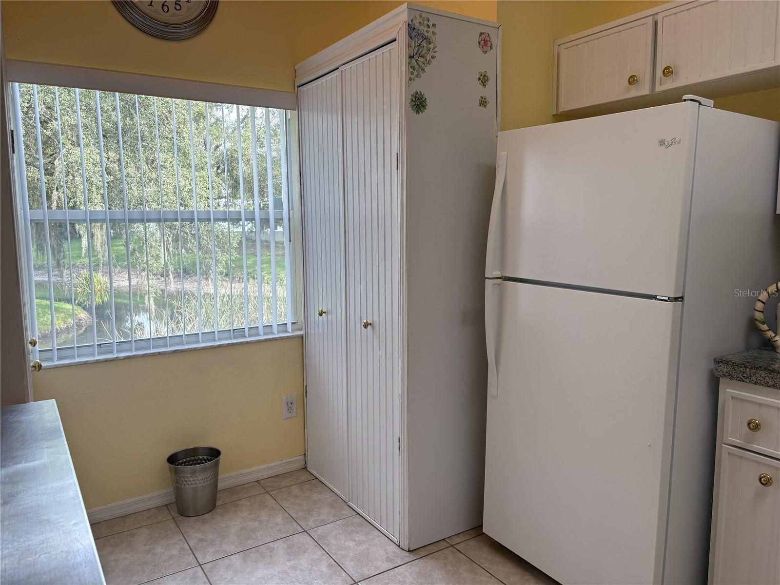 Image 22 of 43 For 35219 Janine Drive