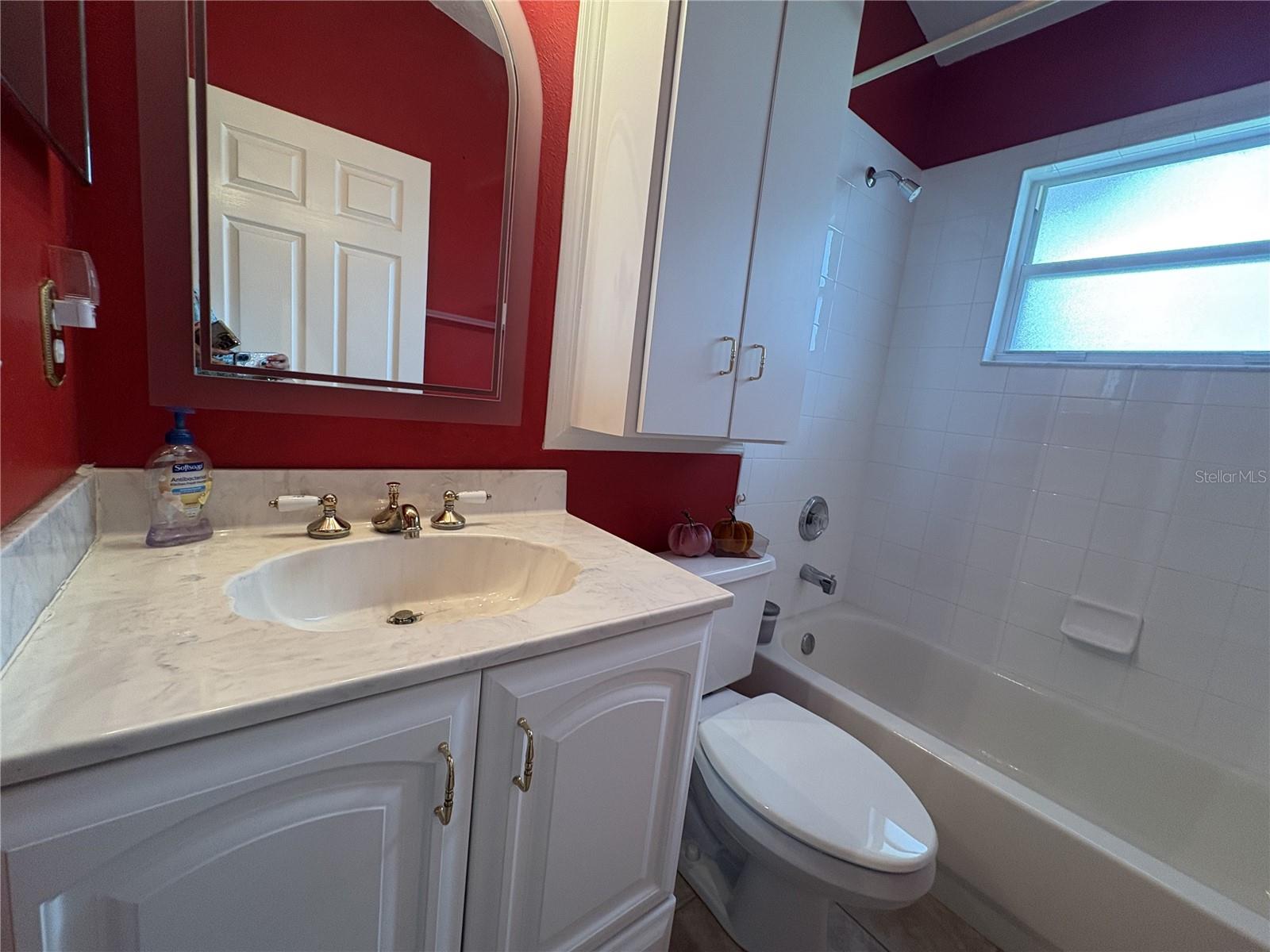 Image 32 of 43 For 35219 Janine Drive