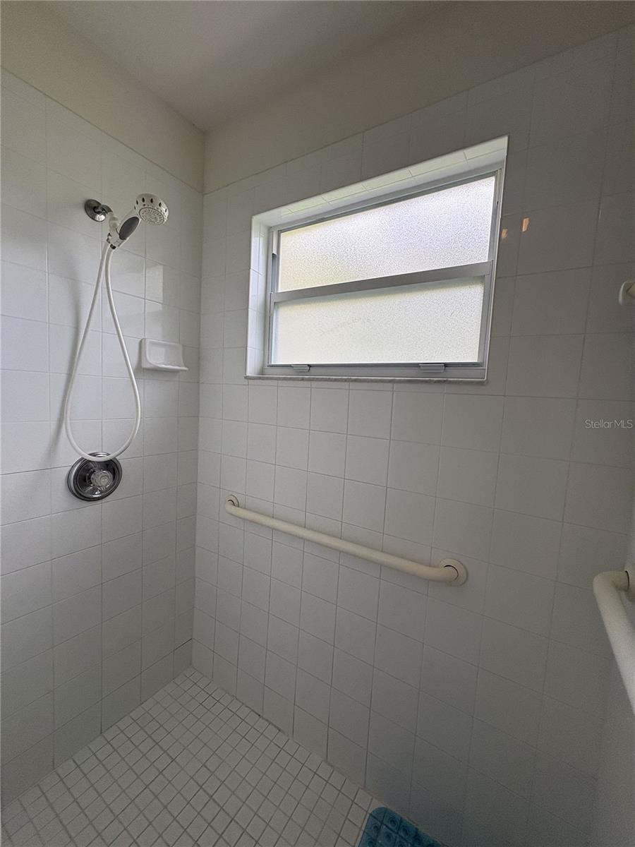 Image 38 of 43 For 35219 Janine Drive