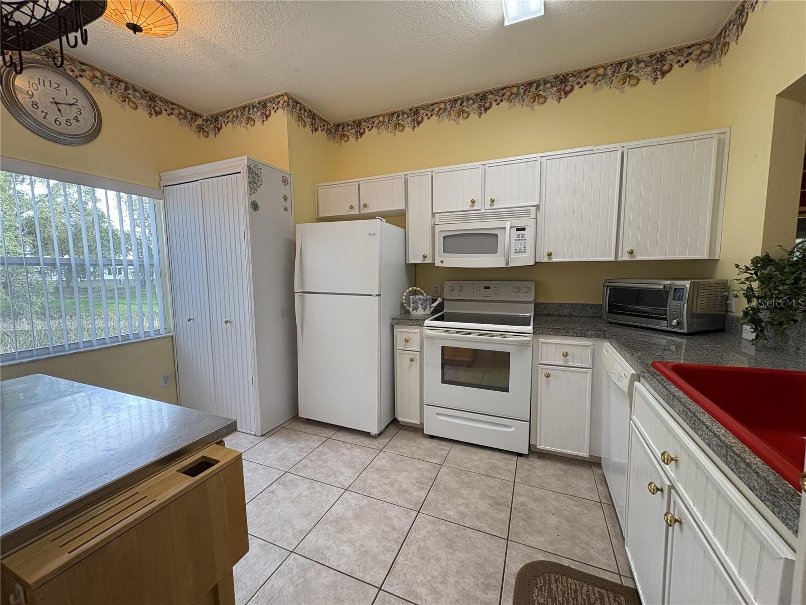 Image 9 of 43 For 35219 Janine Drive