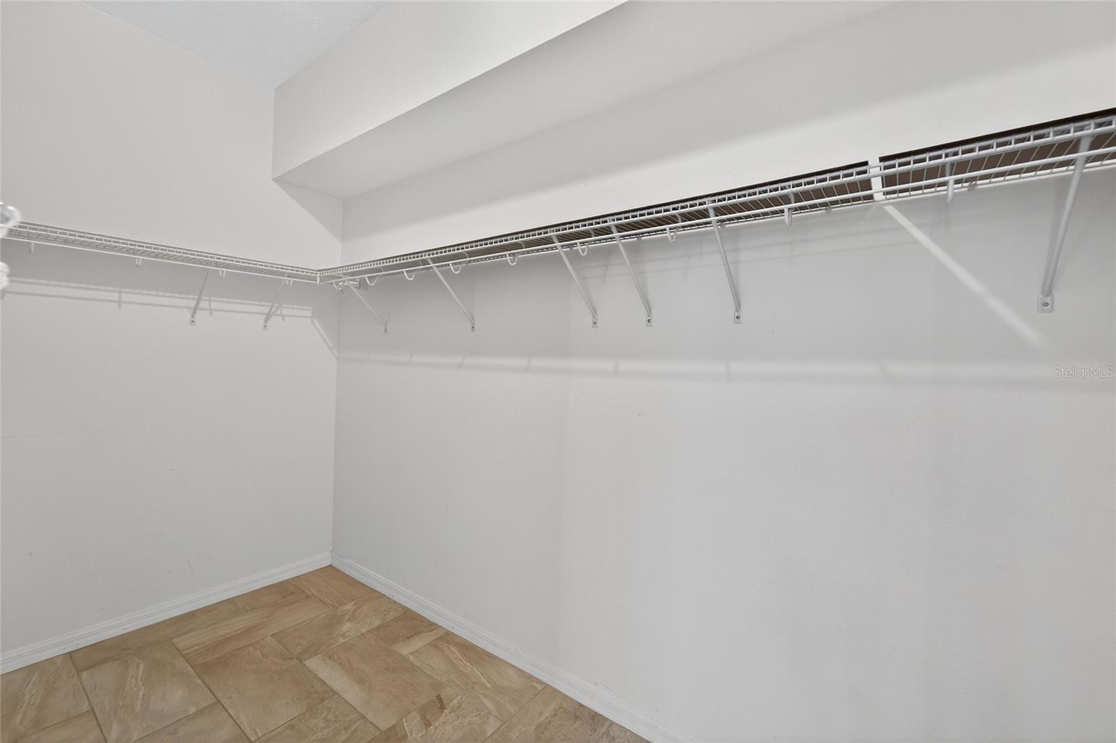 Listing photo id 16 for 13007 Terrace Brook Place
