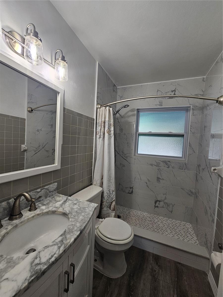 Image 10 of 24 For 4943 Lake Charles Drive N