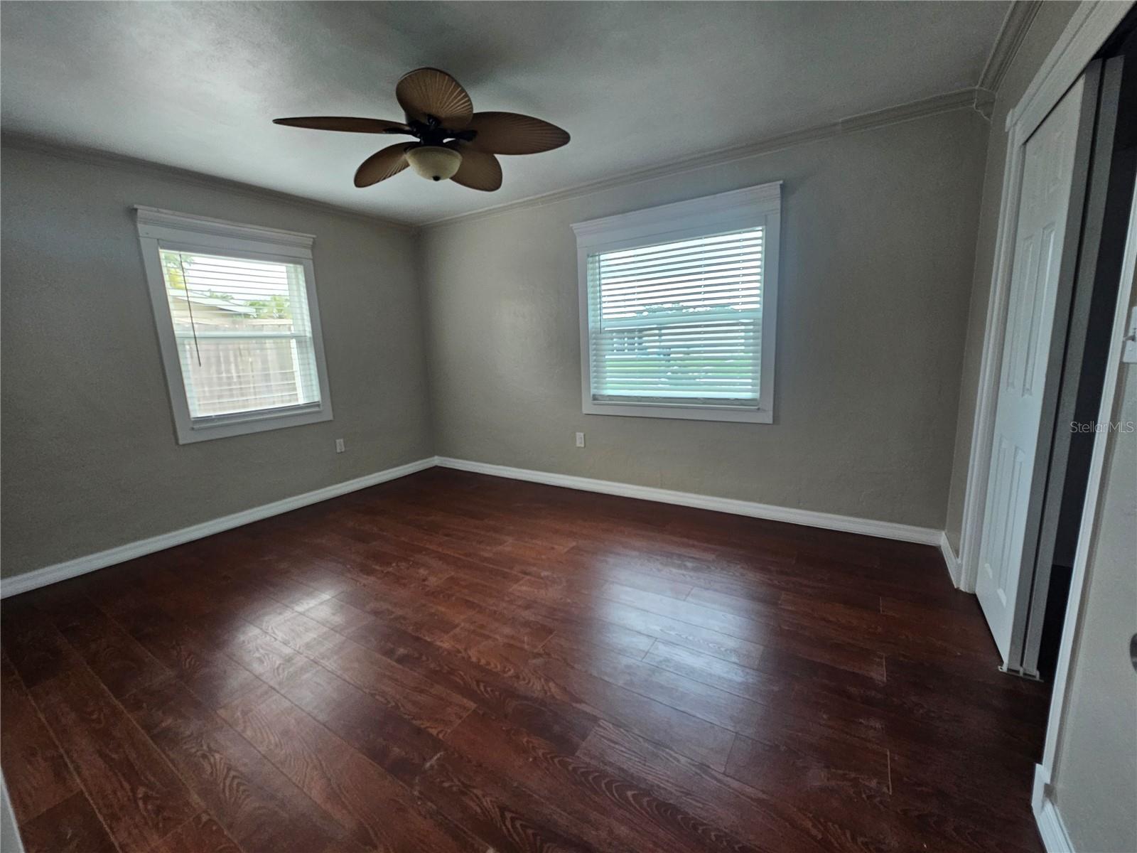 Image 6 of 24 For 4943 Lake Charles Drive N